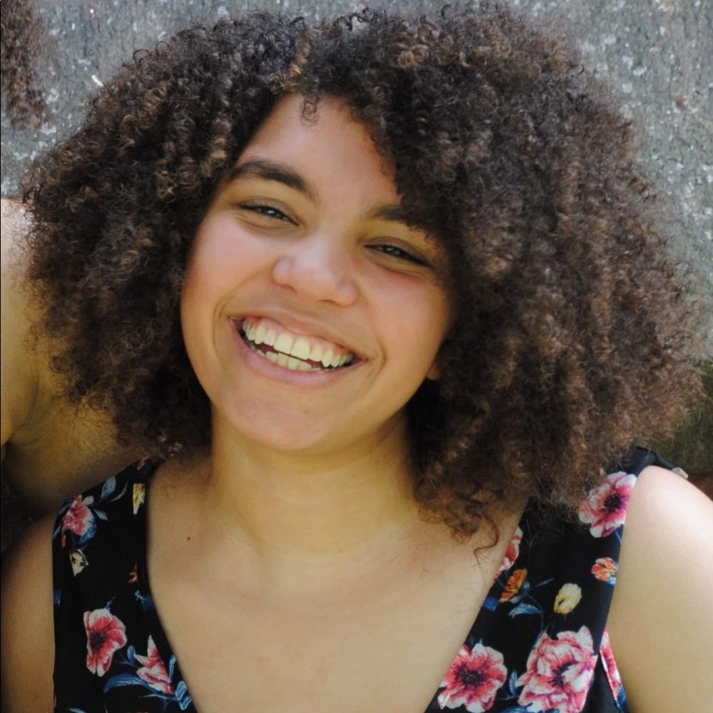 Meet your Posher, Angela